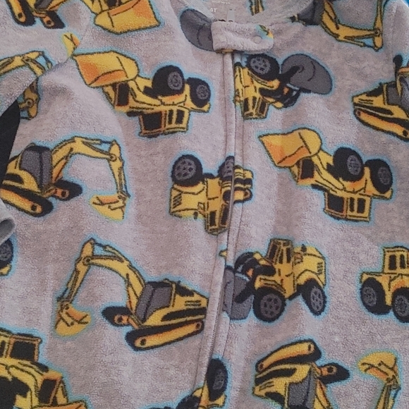 *0185 blanket sleeper pajama fleece trucks 4T boys - Picture 2 of 2